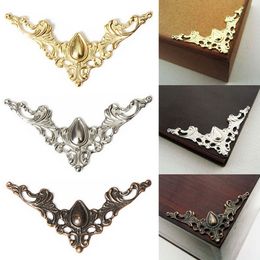 12pcs Couverture de protection décorative pour les bijoux en laiton antique Protector Metal Corner Nouveau livre d'album d'album Box Box Corner