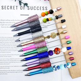 12pcs Diamond Bead Ballpoint Pen Étudiant Écriture stylènes Pens de bricolage PAPELERIE ÉCOLE DE BUREAU DE BUREAU