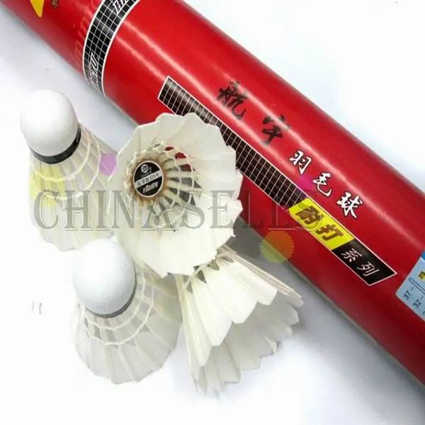 12 pièces véritable hangyu jeu amateur Train badminton volants durable plume de canard volant balle vol A 231229