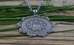 12 pièces collier amulette nordique Viking Lotus mandala Om, bijoux bouddhisme 13814856