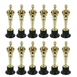 12PCS Oscar Statuette schimmelbeloning De winnaars prachtige trofeeën in ceremonies 240513