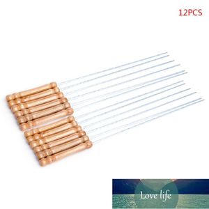 12 pcs En Acier Inoxydable BBQ Rôti Barbecue Brochette Grill Kebab Aiguilles Bâton Manche En Bois Nouveau Prix Usine Expert Conception Qualité Dernier Style Statut Original