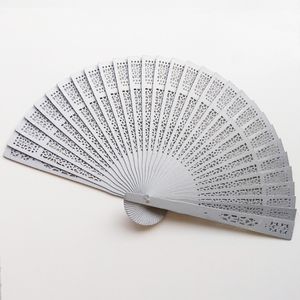 12 stks Wood Dance Fans Silver Feestartikelen Gepersonaliseerde Bruiloft Gunsten Ventilator Giveaways Sandalwood Vouwen Hand Open Maat 34 * 20cm Showgirl Dancing Prop