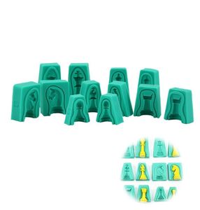 12PCSSet 3D Silicone Chess Cake Molds Mold voor chocolaatjes gebakjes ijs bakgereedschap creatief groen dessert fondant mal t9962895