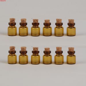 13*18*6mm 0.6ml Mini Bouteilles En Verre Brun Avec Liège Vide Minuscules Flacons Bocaux Petite Bouteille Cadeau 100pcs / lot Livraison Gratuitehaute qualité