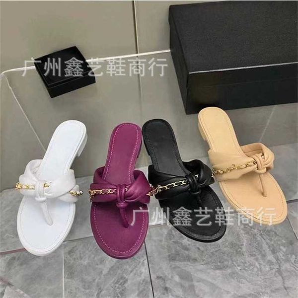 13% de descuento en zapatos deportivos 2024 Xiaoxiang Family Bottom Pinch Toe Girl Verano Nuevo desgaste externo Cabeza redonda Espiga Tacón plano Cool Tug