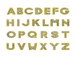 1300pcslot AZ Gold Color Full Rhingestone Slide Lettre 8 mm Charmes de bricolage Alphabet Ajustement pour les clés de bracelet en cuir 8 mm9275178