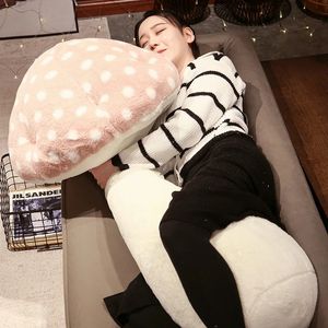 130 cm Creative Soft Mushroom Pillow Plant Toy Pluche vulling Sofa vloer Home Bakkussen Kinderkinderen cadeau 240506
