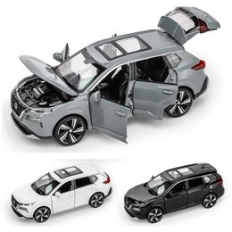 132 Nissan X-Trail SUV Miniatura Diecast Juguete Modelo de coche Luz de sonido Puertas que se pueden abrir Colección educativa Regalo para niño 240115