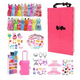132 PCS -poppen Kinderkleding en accessoires met kast inclusief 9 sets Doll Room Toys Mini Skirts Doll Dress Up speelgoed voor meisjes Kids Toddlers speelgoedgeschenken
