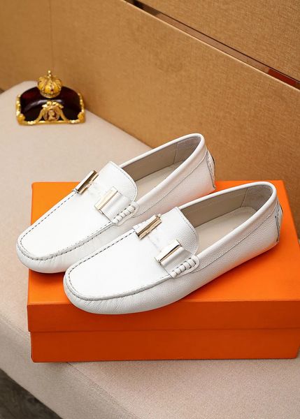 13 Modelo Mocasines Hombre Diseñador Zapatos de conducción Zapatos de cuero genuino para hombre Patrón de cocodrilo Hombres lujosos mocasines Slip On Casual Office Oxford