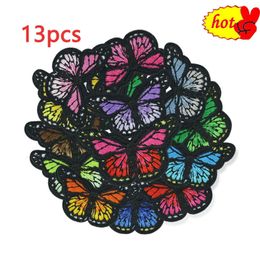 13pcs Lot Patchs Papillon pour Vêtements Pack Fer Brodé sur Parche Termoadhesivos Para Ropa Mochila Designer Bulk Sew Mignon