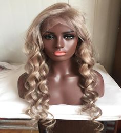 13x4 Pré-cueillette miel blonde Blonde Wavy Remy Hair Brésilien Perruques de dentelle avec cheveux pour femmes9101858