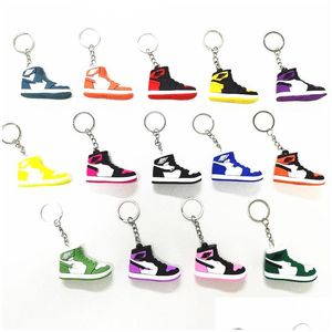 14 couleurs Designer Mini 3D Sneaker Porte-clés Hommes Femmes Enfants Porte-clés Cadeau Chaussures Porte-clés Sac À Main Chaîne Basketball Sile Drop Livraison Dhl9J