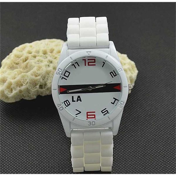 14% de réduction Watch Watch Femmes décontractées hommes Unisexe Animal Crocodile Style Dial Silicone Strap Analog Quartz