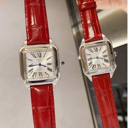 14 montres de style femmes hommes montre à quartz carrée 28mm 32mm unisexe en cuir designer montres sport business amateurs de saphir maître dame montre-bracelet