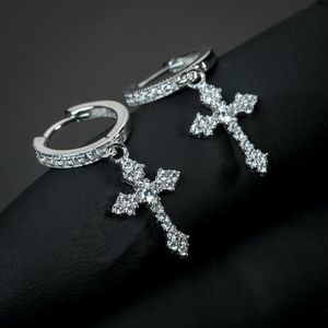 Boucles d'oreilles Huggie plaquées or/argent 14 carats CZ Petites boucles d'oreilles créoles Huggie Dangle Drop Heart Spike Cross Initial Huggie Cuff Boucles d'oreilles Minimal Bijoux pour femmes filles