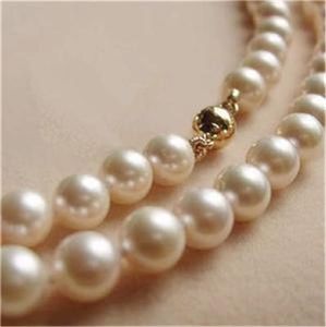 14K Solid Gold CL 8-9mm White Akoya Pearl Necklace 18 