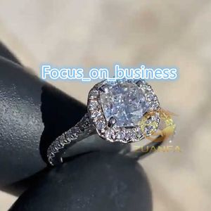 14K Gol White Halo Moisanite Anneaux Women Engagement Hing Hop Hit Certificat Certificat Luxury Moisanite Diamond Rue de mariage