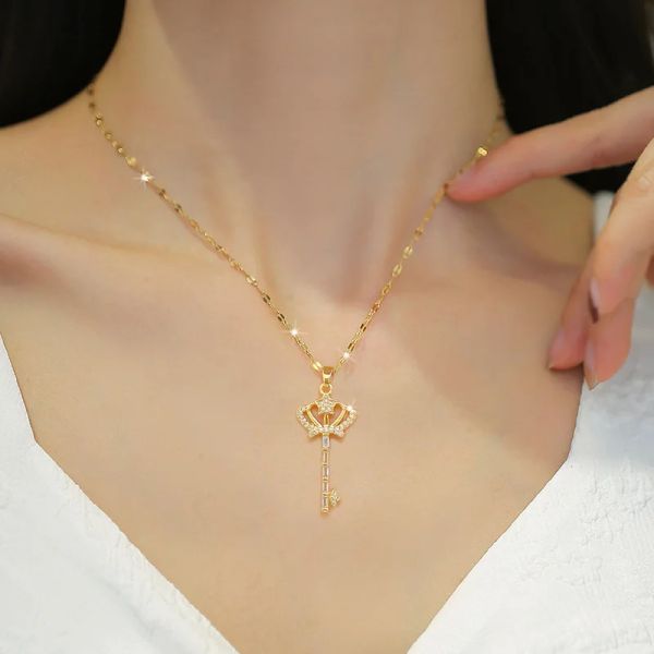 Collier avec pendentif clé couronne en or jaune 14 carats pour femmes et filles, nouvelle mode, chaîne de clavicule, bijoux cadeau de fête