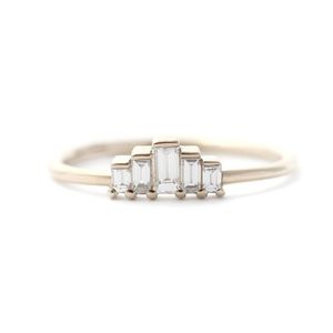 14K Geel Goud Emerald Moissanite Engagement Band Totaal 0.65CTW Lab Diamond Solitaire Huwelijk voor Vrouwen