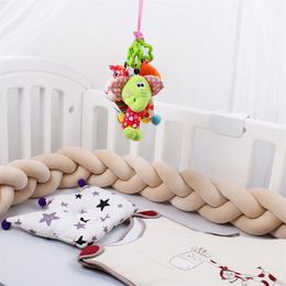 14M Baby Bed Bumper Voor Cribs Jongen Meisje Baby Nachtkastje Protector Geknoopt Gevlochten Kussen Cot Room Decor 220531