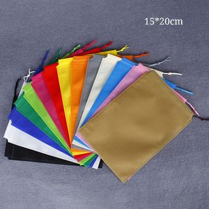 Sacs d'emballage de produits numériques colorés de 15*20cm avec sac de rangement de vêtement de ménage de cordon pour le Logo personnalisé antipoussière imprimé