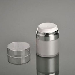 15 30 50 G / ML Pot sans air en acrylique blanc perle Pot de crème sous vide rond 05 oz 1 oz 17 oz Bouteilles de pompe d'emballage cosmétique Drtjq