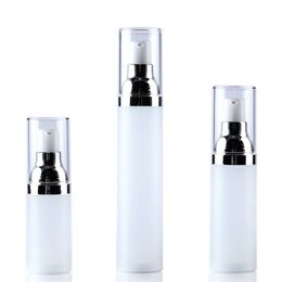 15 30 50 ml lege matte airless pomp flessen reizen lotion airless pomp container dispenser voor navulbare cosmetische fundering pomp frosted