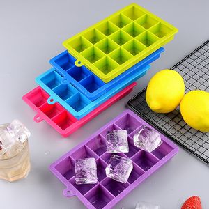 15 Grille 24 Grilles Ice Cube Maker Moule DIY Silicone Popsicle Moule Avec Couvercle Gâteau Jelly Pudding Moules Cuisine Bar Glaçons Moules BH7516 TYJ