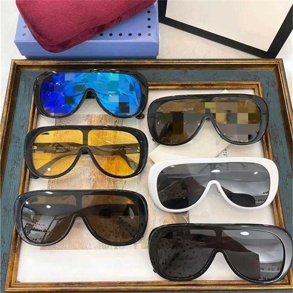 15% de descuento en gafas de sol Nueva alta calidad La nueva foto familiar de una sola pieza gg1370os en línea de la calle roja con la misma tendencia de gafas de sol de moda con pierna para hombres y mujeres