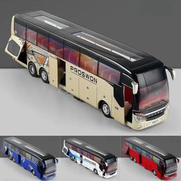 150 SETRA Luxe Bus Speelgoedauto Diecast Miniatuur Model Trek Geluid Licht Educatief Collectie Cadeau Voor Jongen Kinderen 240115