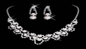 15036 Juegos de joyería nupcial de diamantes de imitación barato Pendientes Collar Cristal Bridal Prom Party Pageant Girls Accesorios de boda7150628