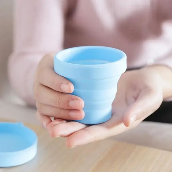 Tasse pliante en Silicone de 150ml, 4 couleurs, tasse à café, eau, résistante à la chaleur, peut mettre de l'eau bouillante, multifonction, voyage, Camping, tasse pliante