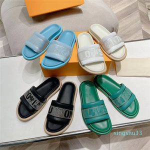 15a Designer Bliss Comfort Flat Sandaal Men Dames Zwembad Sandalen Paren Slippels Zomer Flat Shoes Fashion Slippers Glides 35-45 5.9 01