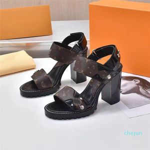 15a luxe archight jurk schoenen dames paseo slingbacks hakken schud sandalen octrooi lederen dikke hak mode sexy feest buckle square tenen bruiloft schoen