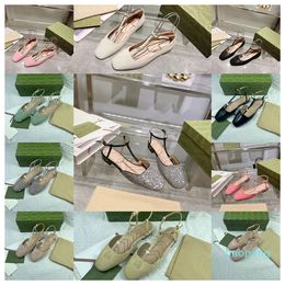 15a Sandale Designer Chaussures en cuir Sandale extérieure Sandales épisser les femmes de danse robe de danse en daim chaussures plats en daim