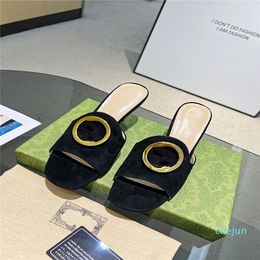 15A NOUVELLES PLIPSEURS FEMMES Arc en métal durable boucle électroplée argent avec une semelle extérieure en cuir sandales de mode
