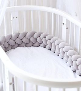 15M Babybed Bumper Knoop Kussen Kussen voor Jongens Meisjes Vier Gevlochten Babybedje Bumper Wiegbeschermer cuna para Kamer Decor6594424