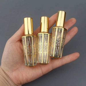 Bouteilles de pulvérisation d'échantillon d'or de 15ml, conteneurs vides, bouteille de parfum en verre Portable de voyage, atomiseur élégant, pulvérisateur Ultra brume d'alcool