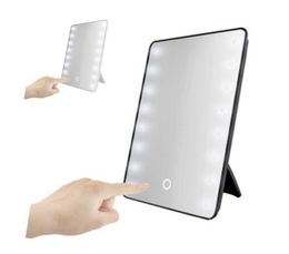 16 Miroir de maquillage éclairé à LED avec lampe légère Portable Touch Sn Miroir cosmétique Beauté Bureau de bureau Miroirs T2001144589333