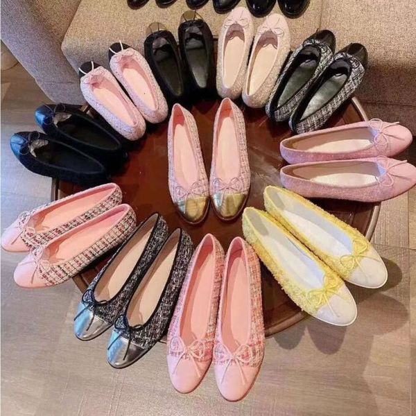 16a Designer Ballet Flat Robe Chaussures femme chaussure en cuir Velvet Cow Hide Wedding Party Dance Luxury Shoe