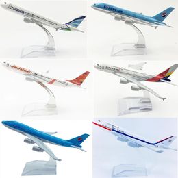 16 cm Korean Air Boeing B737 B747 Airbus A320 A380 Metal Diecast Vliegtuigen Model Korea Vliegtuig Vliegtuig Collectible Display 240319