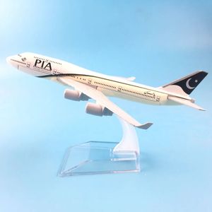Modèle d'avion en alliage métallique de 16cm, Air Pakistan PIA B747 Airways, Boeing 747 400, avion avec support, cadeau 240319