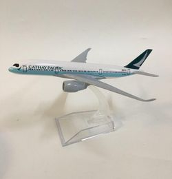 16 cm Plane Model Airplane Model Cathay Pacific A350 Planes Aircraft Model Toy 1400 Diecast metalen Airbus A350 Airplanes Toys LJ2005337121
