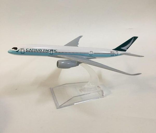 Modelo de avión de 16 cm Modelo de avión Cathay Pacific A350 Planes Modelo de aviones Modelo 1400 Diecast Metal Airbus A350 Aviones Toys LJ2001445607