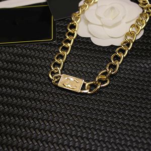 16 Style luxe designer brief hanger kettingen 18k goud vergulde dikke ketting trui ketting voor vrouwen bruiloftsfeest hoogwaardige sieraden