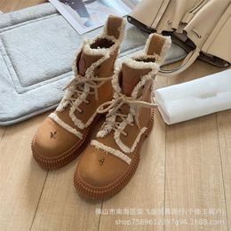 17% OFF Chaussures de sport 2024 White Deer Wu Xuanyi le même haut de gamme automne et hiver peluche Martin jaune génoise épaisse semelle mi-longue bottes pour femmes à la mode