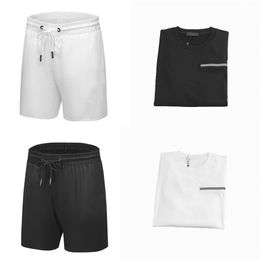 Pantalones cortos de diseñador para hombres Pantalones cortos de tendencia de moda Ropa de playa de verano Pantalones cortos y camisa de marca Tamaño asiático M-3XL