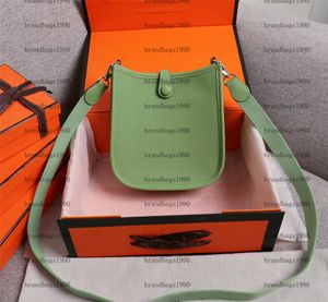 Bolso de mujer de moda de 17 cm Bolso ahuecado Bolso de hombro de diseñador de piel de vaca de cuero genuino súper suave Bolsos de dama de alta calidad con número de serie